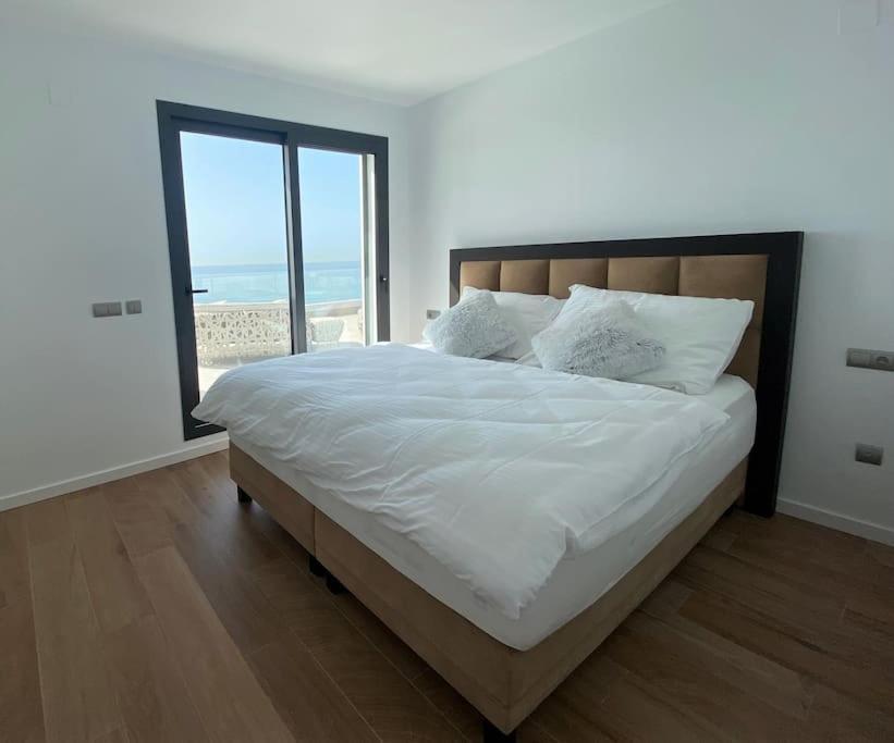 Luxurious Penthouse With Huge Panoramic Terrace Apartman San Roque  Kültér fotó